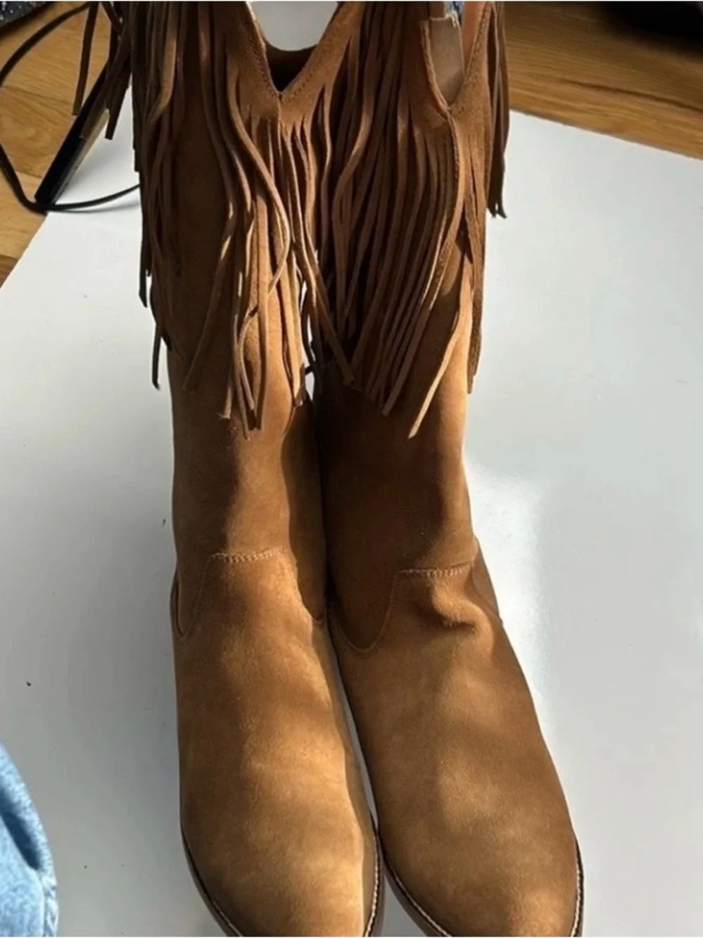 Dingo DI 935 camel boots with fringes. Size 8.5